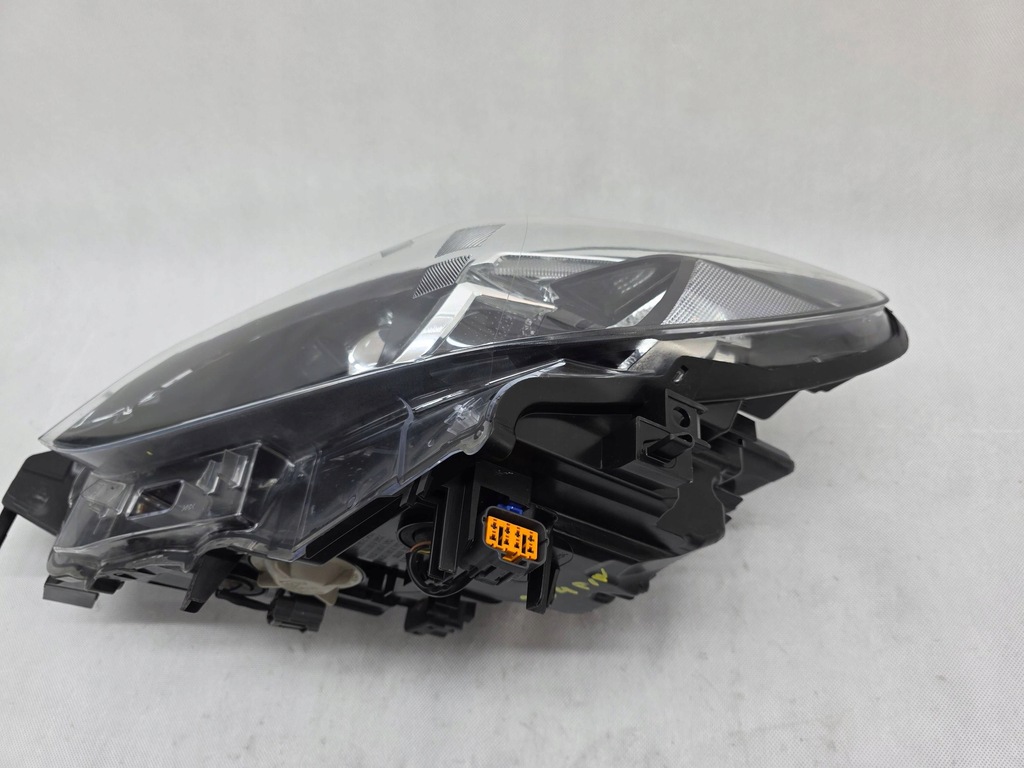 фото №15, Mazda 6 vi gj lift 15+ 3+4 pin лампа левая передняя перед full led europa