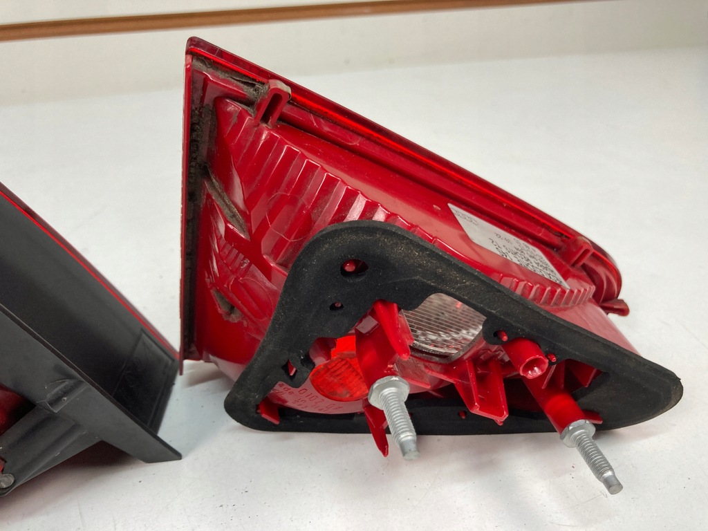 фото №11, Лампа правая задняя audi a5 8t0