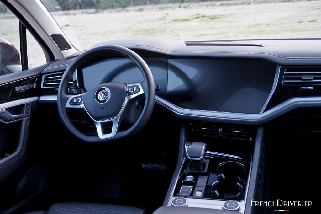 фото №1, Vw touareg iii 760 комплектная переходник праворульная