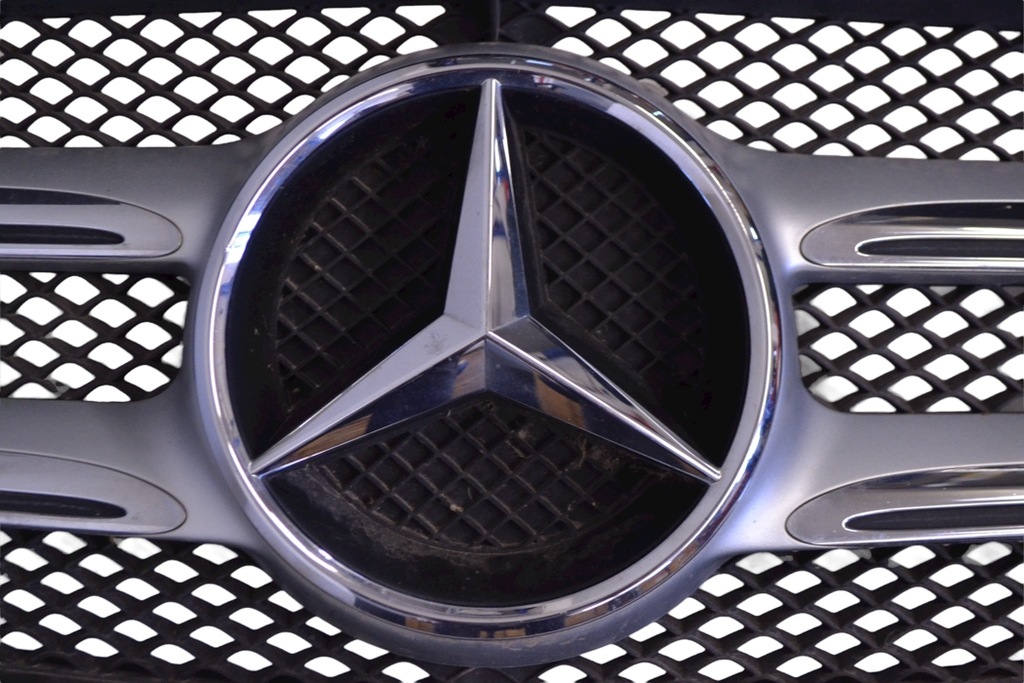 фото №5, Mercedes e400d w213 2018 rhd передний бампер решётка радиатора