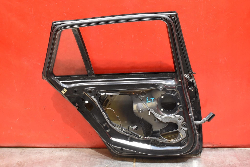 фото №11, Дверь левая задняя задние 475 bmw f31 kombi 11-16