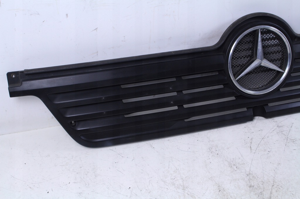 фото №3, Решітка радіатора решітка радіатора mercedes atego 1223