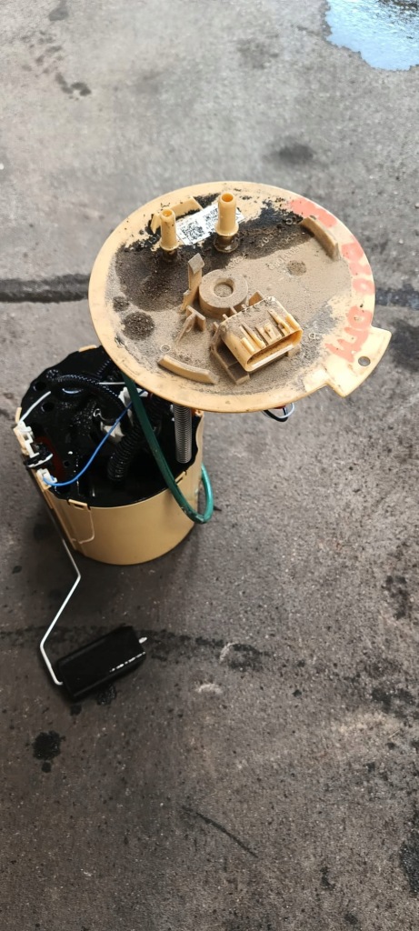 Купить Opel insignia a 2.0 cdti b20dth 170km насос топлива 13596931