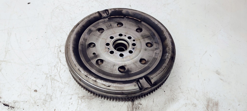 фото №9, Сцепление колесо двухмассовый маховик audi a3 8v 1.8 06j105266ak