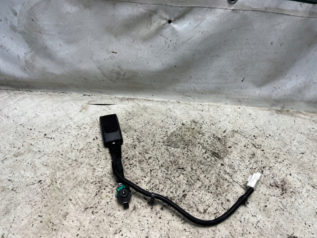 фото №1, Hyundai elantra iv vi 16- клипса поперечина левый перед