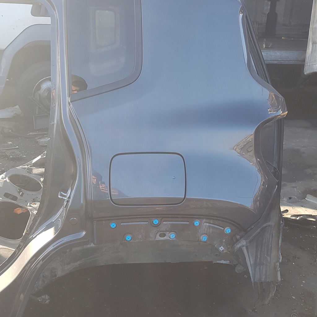 фото №1, Крила лівий задній jeep renegade код лакофарбового покриття 095