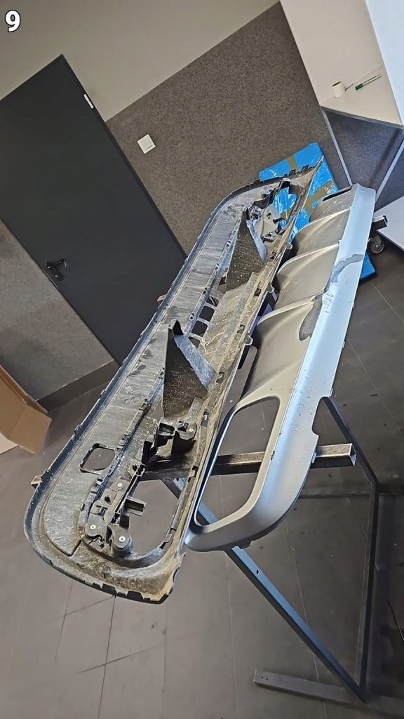 фото №10, Mercedes gla amg gla45 4.5 x156 w156 13-17 бампер спойлер дифузор задня