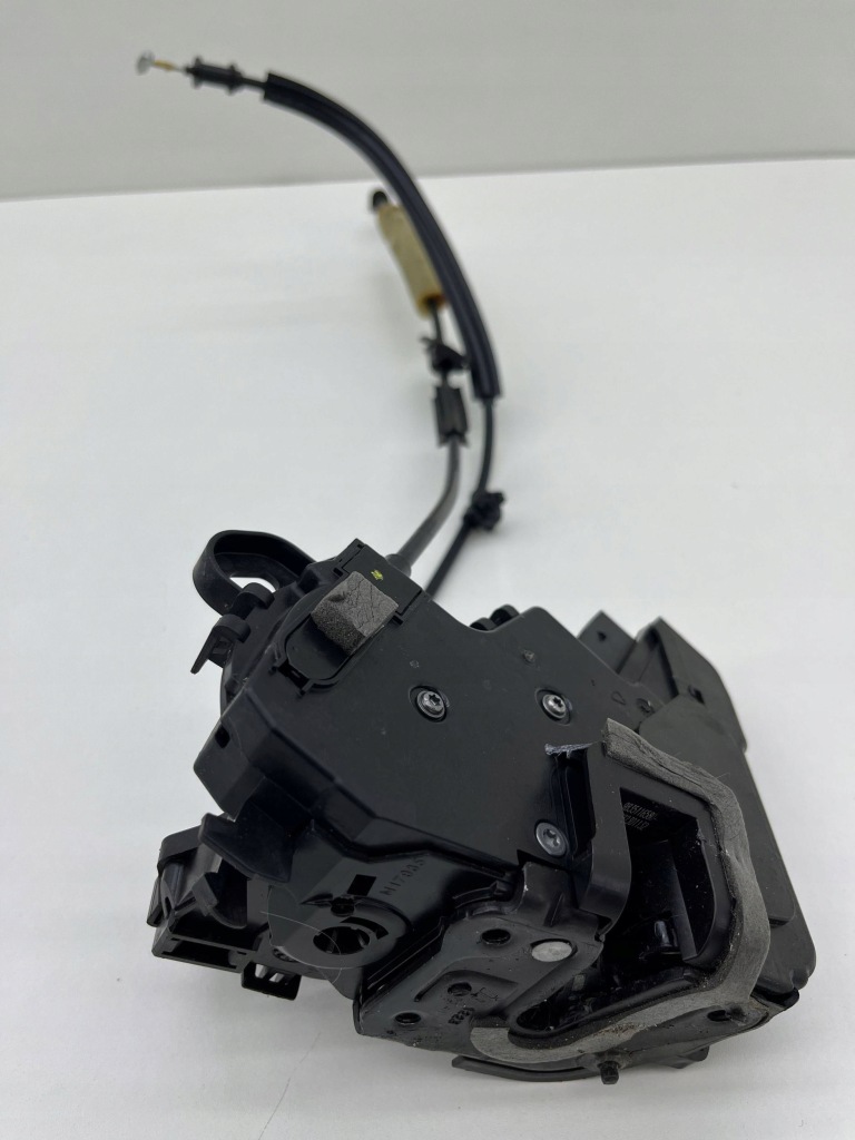 Купить Citroen ds4 2 замок дверь правый перед 9835116580