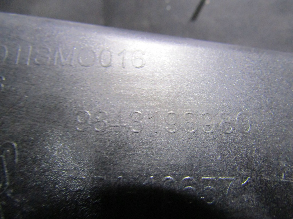 Peugeot 408 ii уголок бампера левый задний  9843198980 Недорого