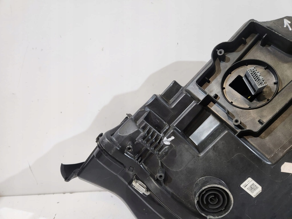 фото №9, Bmw i3 лампа передня звичайна h7 права - 17140