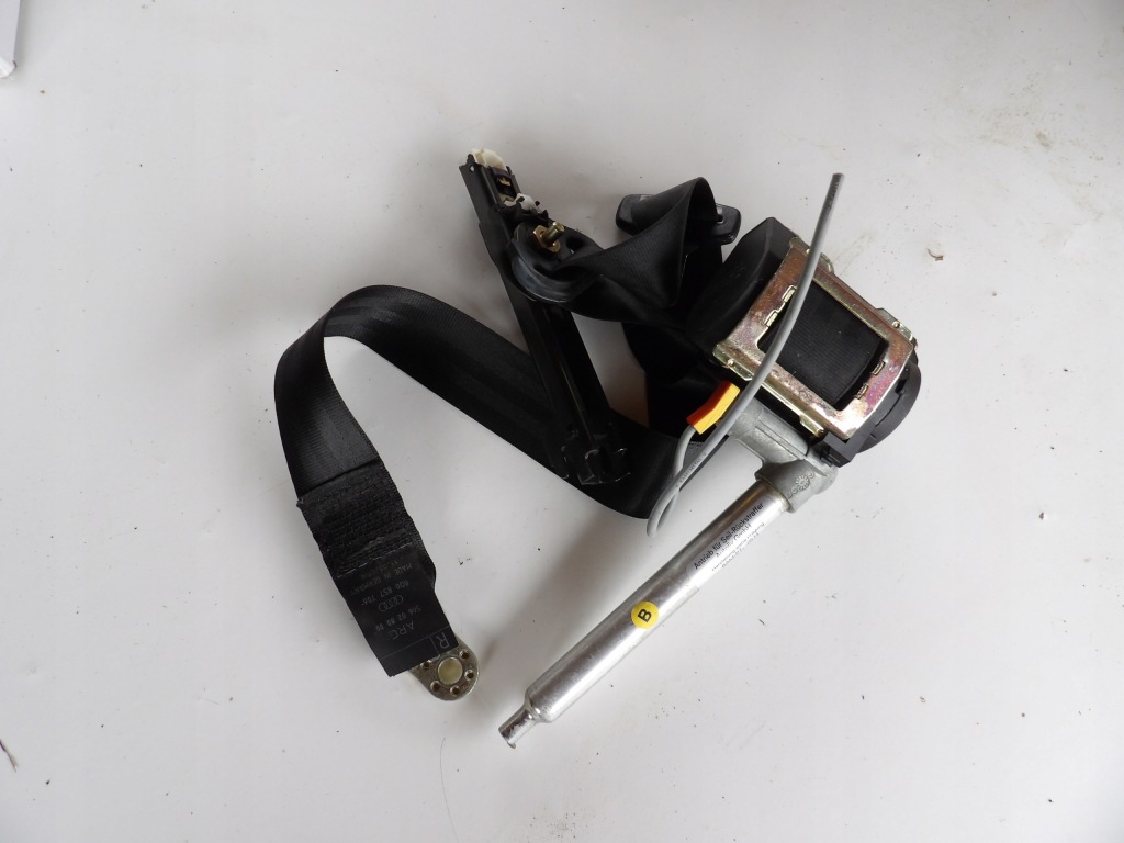 фото №1, Audi a4 b5 1996 pas передній правий