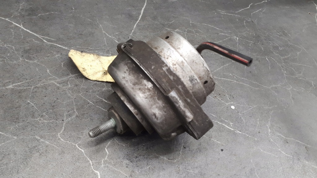 фото №1, 67584401 подушка двигателя bmw e53 3.0d