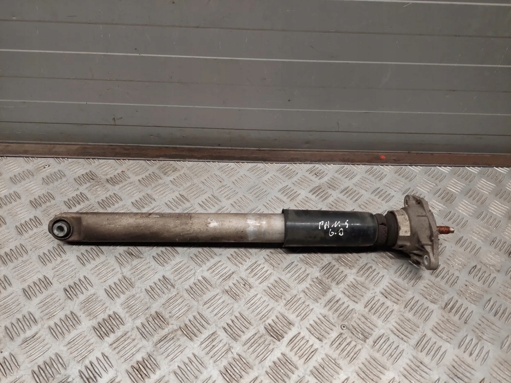 фото №1, Porsche panamera 970 2012 задня сторона права амортизатор