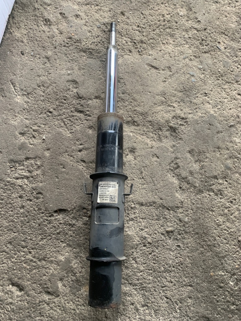 Купить Амортизатор перед mercedes sprinter новый model