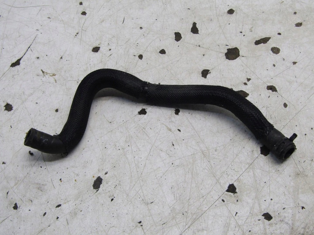 Купити Шланг води патрубок труба 1.0 tce dacia duster 2 213556815r