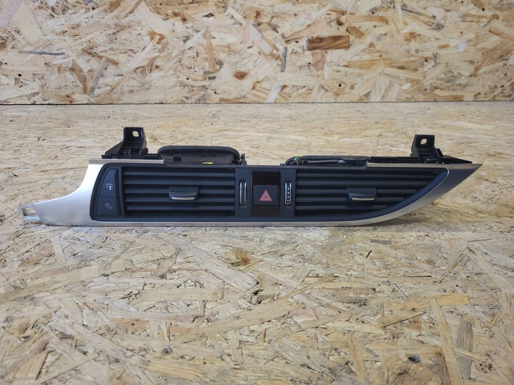 фото №1, A6 c7 4g a7 lify хром решётка обдув средняя 4g1820951