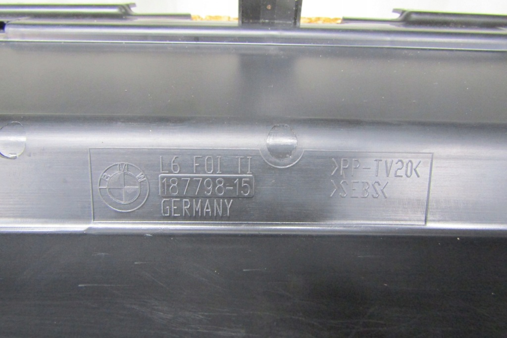 фото №11, Воздуховод воздуха впуск bmw 7 f01 f02 08-