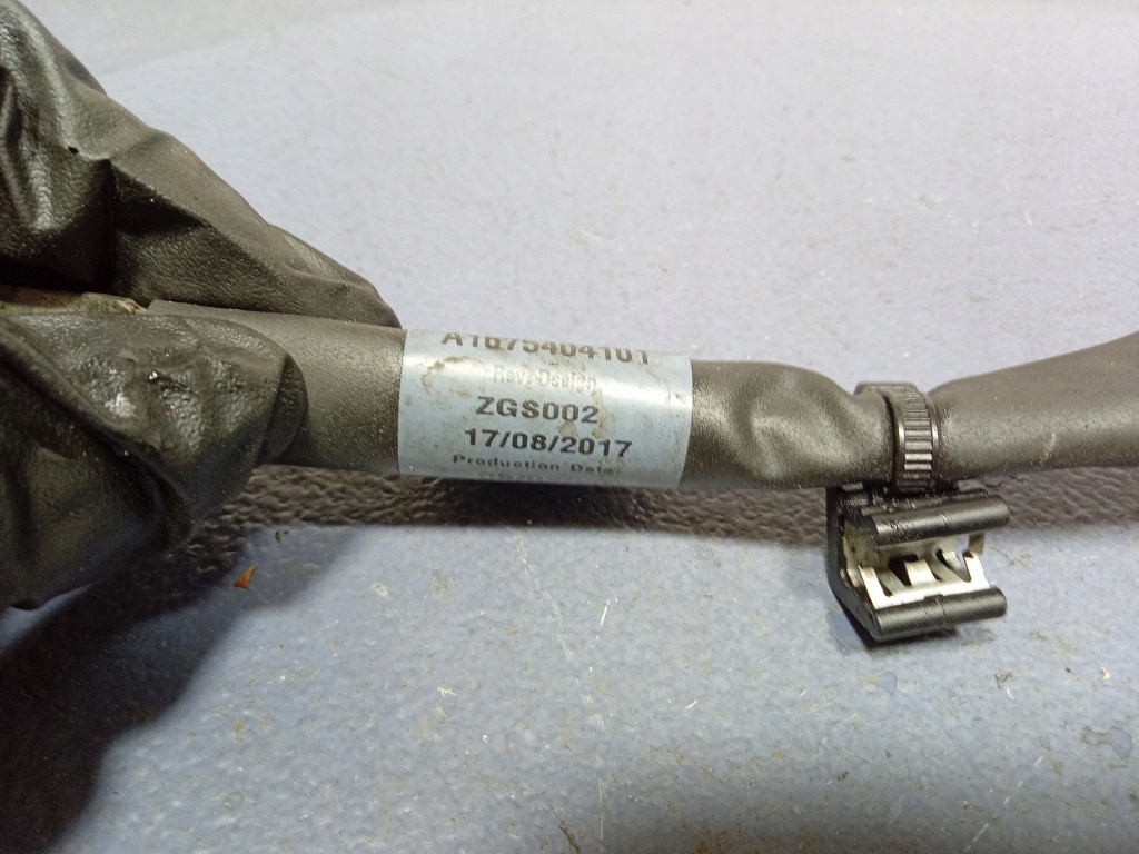 фото №5, Mercedes gls x167 шланг заземляющий аккумулятор масса a1675404101