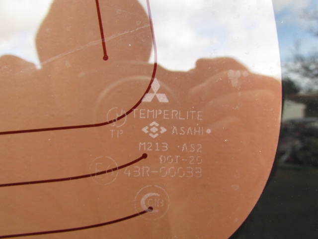 Mitsubishi pajero iii 5-d 2003r скло кузовна лівий задній відкидна в Україні