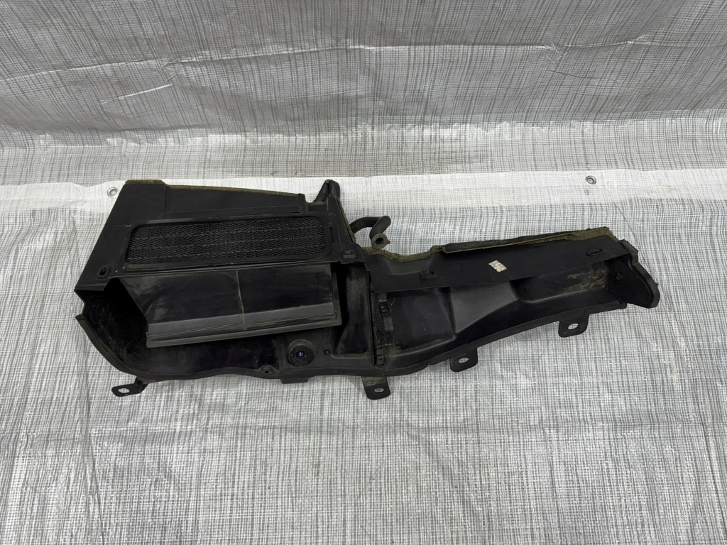 фото №1, Впуск повітря maserati ghibli m157 granlusso 670104211