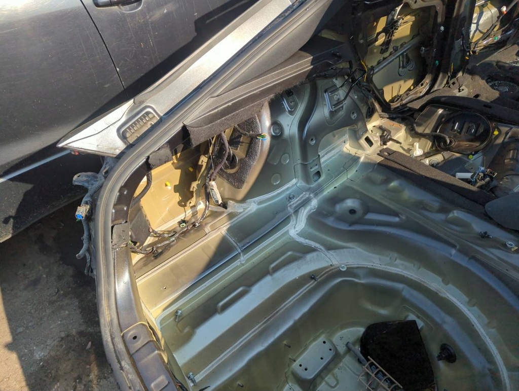 фото №9, Кузов чверть kia stinger