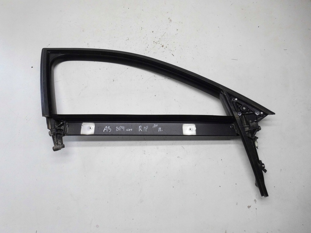 фото №1, Рамка двері 8p4837630 audi a3 8p sportback 5 двері права передня оригінал