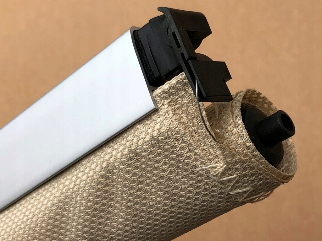 фото №8, Шторка захист панорами люк колір бежевий бежева do audi a8 d5 2018-