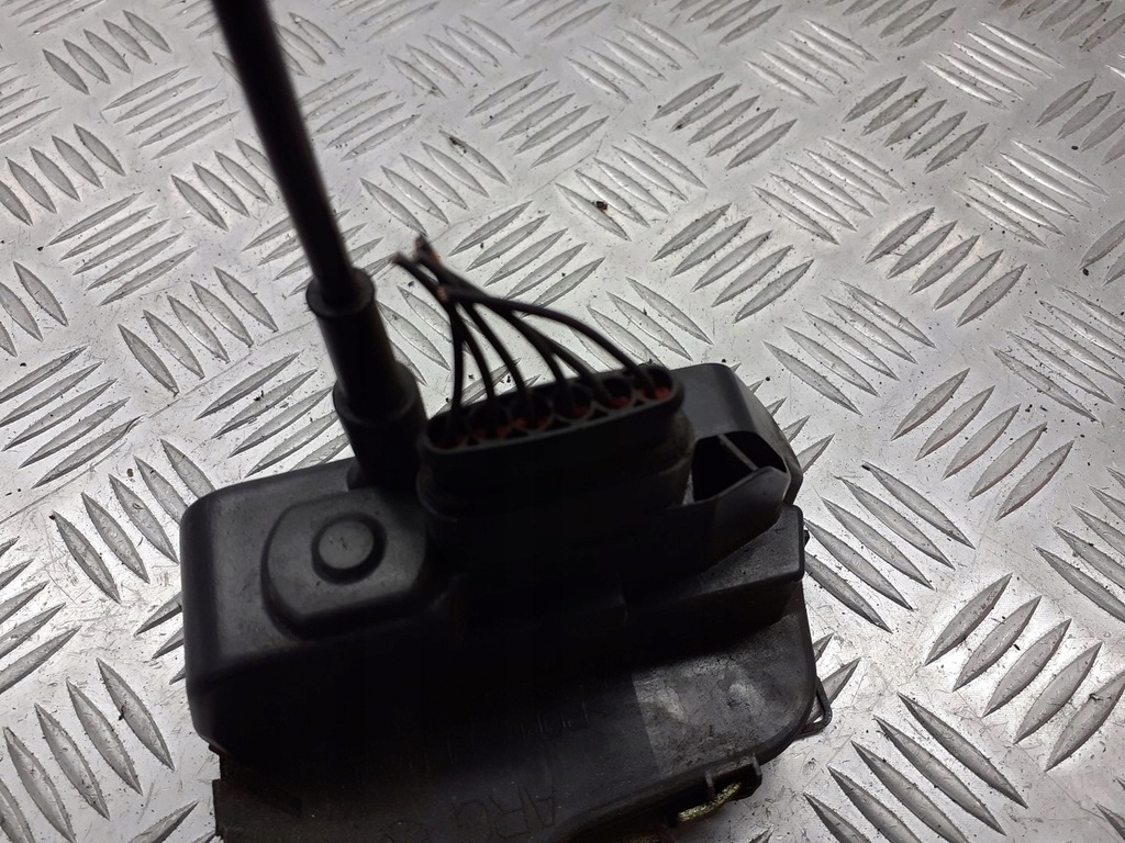 фото №2, Замок дверь левый задняя renault scenic ii 6pin