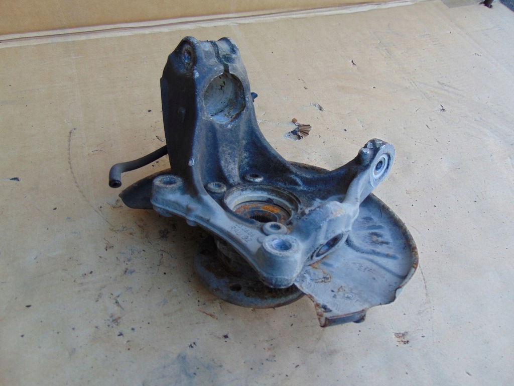 фото №7, Поворотний кулак ступиця права перед vw passat cc 2.0 tdi 3c0407258f