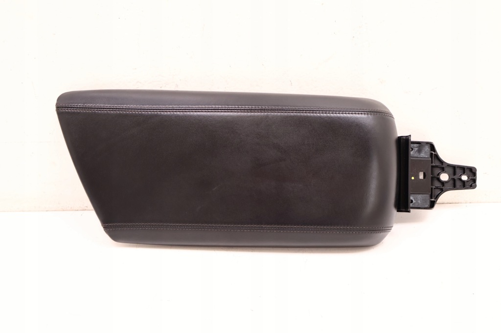 фото №1, Alfa romeo giulia подлокотник 156132377