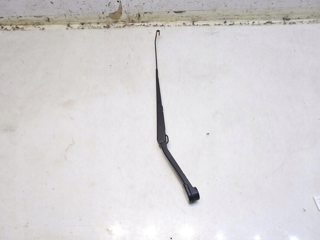 фото №9, Рычаг дворники правое nissan nv200