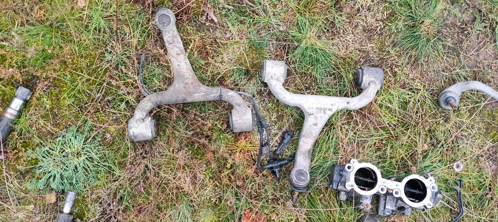 фото №1, Mercedes ml w163 рычаг правый перед 1633330101