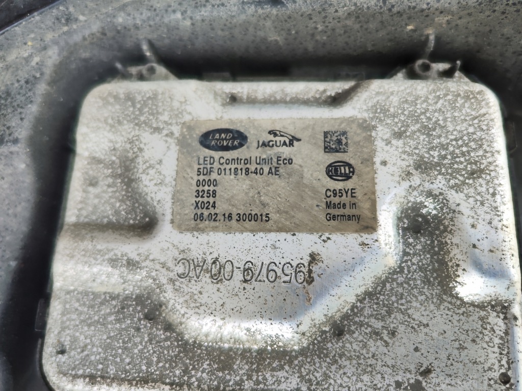 Фара перед правый  ксенон led jaguar xe x760 2016 Доставка