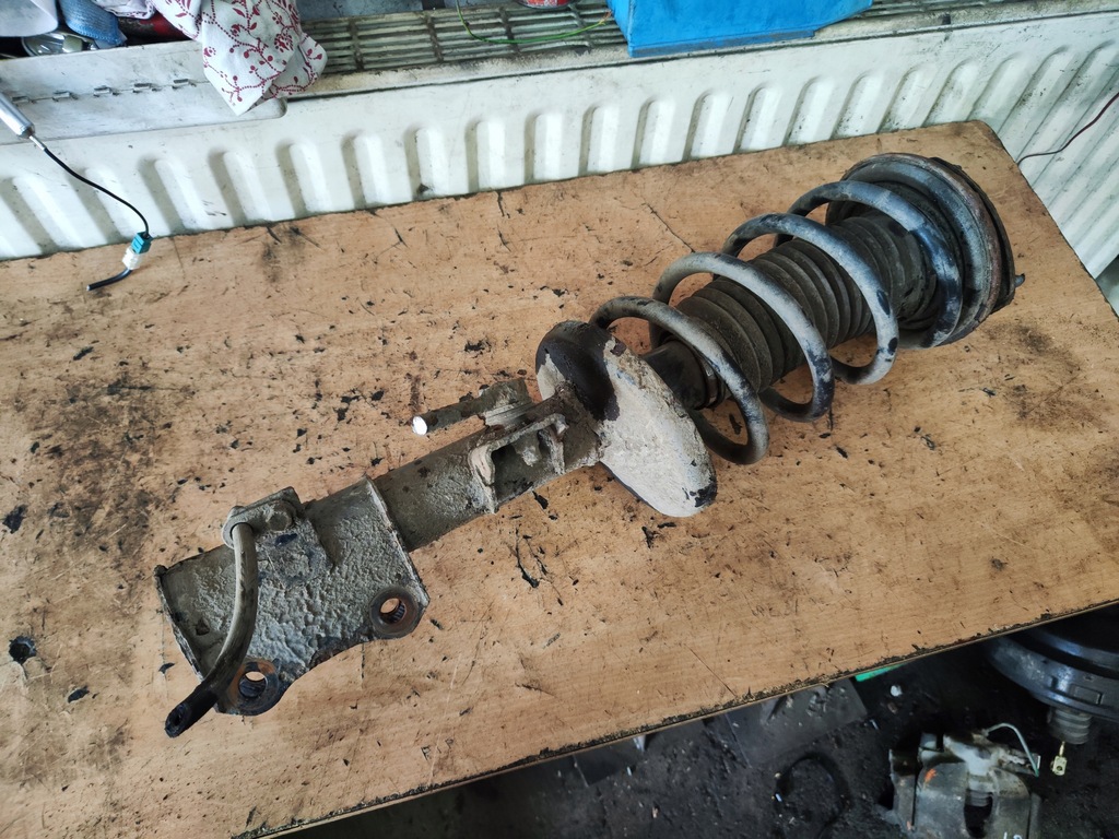 фото №1, Renault espace iv 2.2 dci mcperson амортизатор левый перед передний