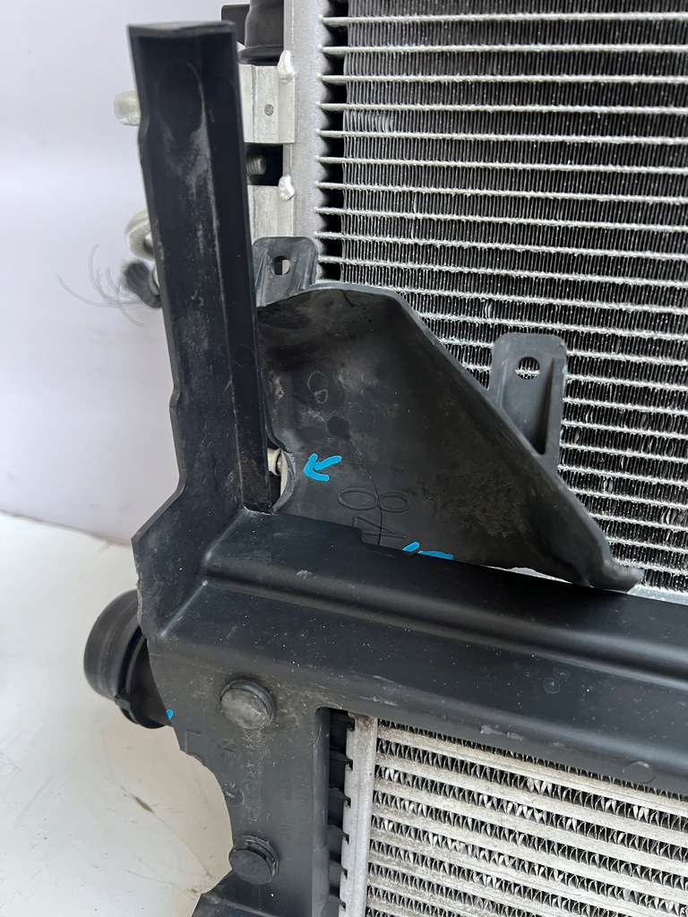 фото №15, Pas передній радіатор chevrolet trax