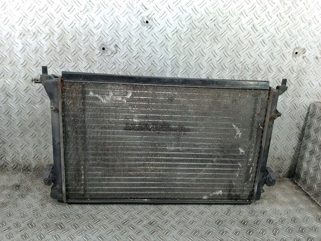фото №8, Радиатор wody vw golf v 1.4 16v