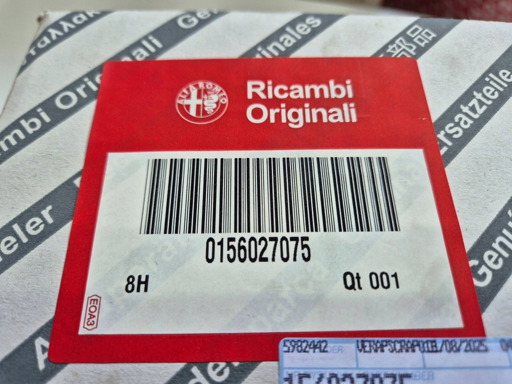 фото №7, Підлокітник бардачок тунель середнього 156027075 alfa romeo gtv spider