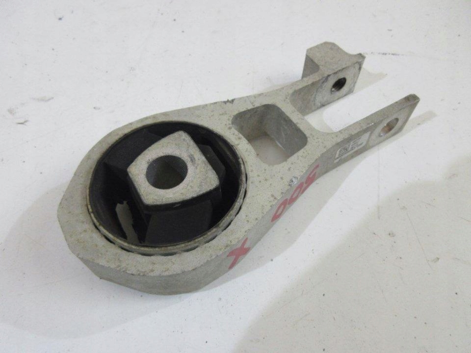 фото №2, Кронштейн подушка коробки fiat 500x jeep renegade