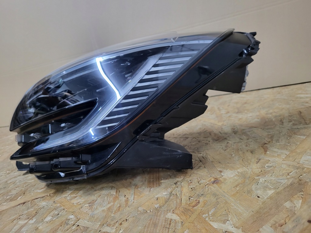 фото №10, Renault clio 5 v лампа передня перед ліва full led 260605690r