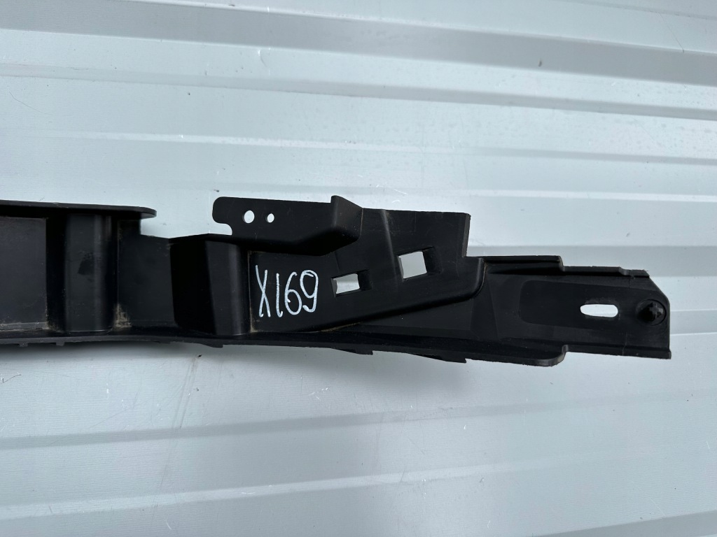 фото №10, Jaguar e-pace x540 усилитель бампера направляющая правый m9c3-17a882