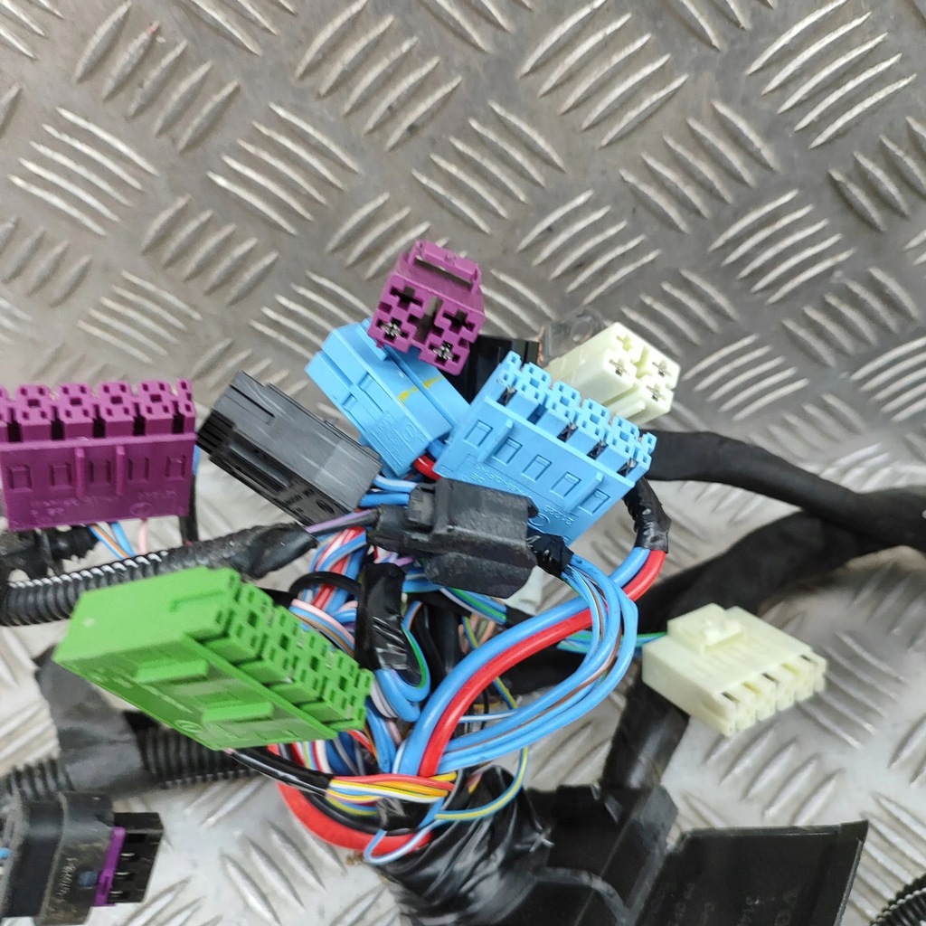 фото №9, Volvo xc60 2019 жгут трубопровод двигателя