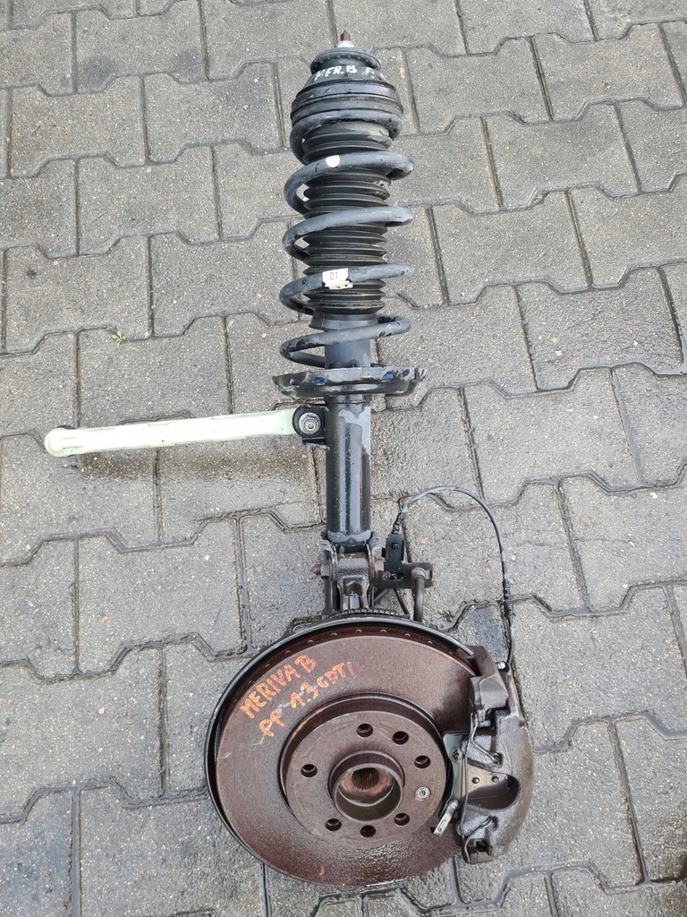 фото №1, Opel meriva b 1.3 поворотный кулак mcperson правая