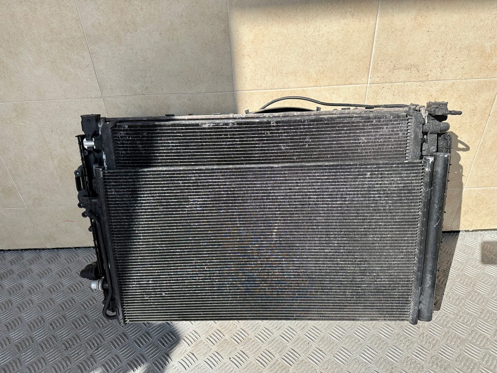 фото №1, Радиатор land rover evoque 2.0 d 2017 rok