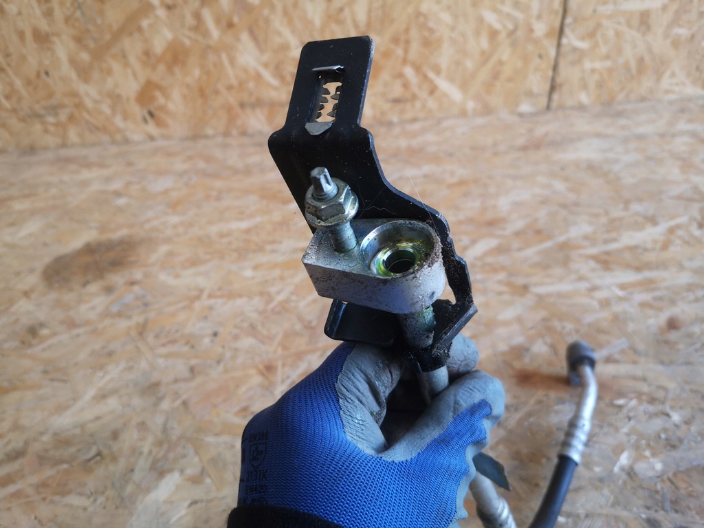 фото №13, Шланг кондиционера ford c-max focus kuga connect