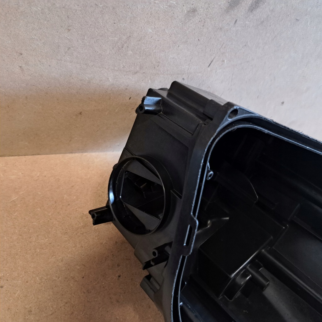 фото №4, Bentley bentayga przedlift корпус корпус фара led права