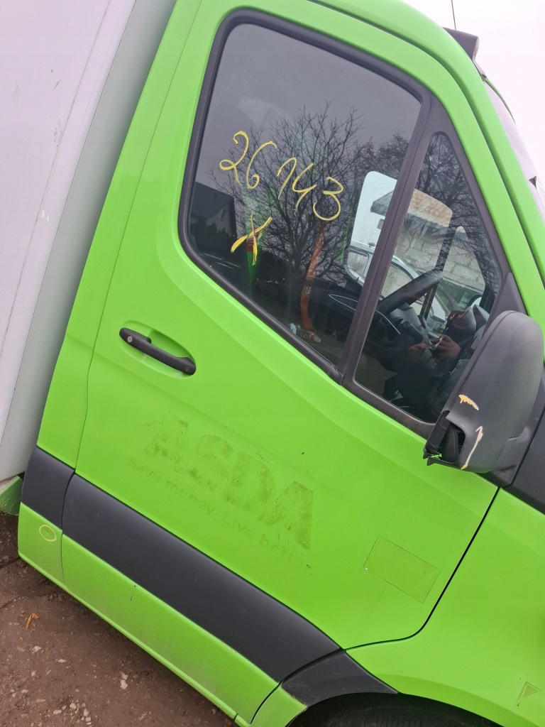 Купить Mercedes w907 w910 дверь правое перед передние оригинал лак sprinter