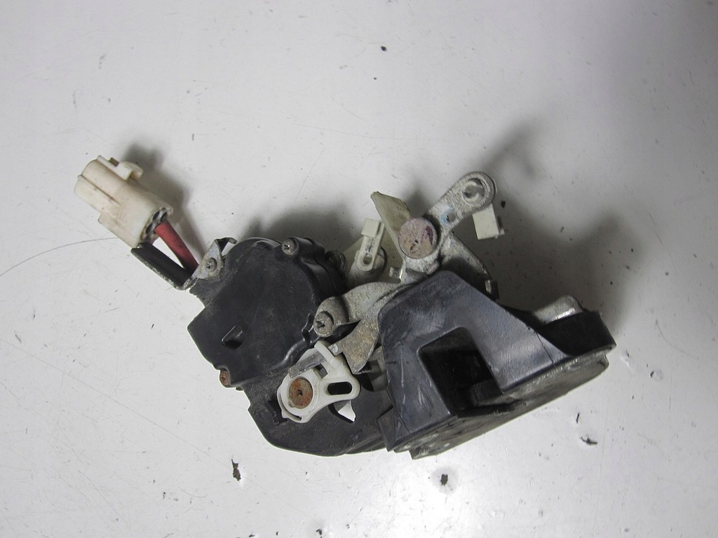 фото №1, Замок двері задній правий toyota carina 94r