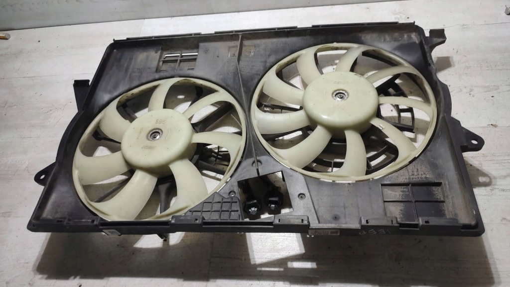 Jeep cherokee 2015 электрический вентилятор радиатора Киев