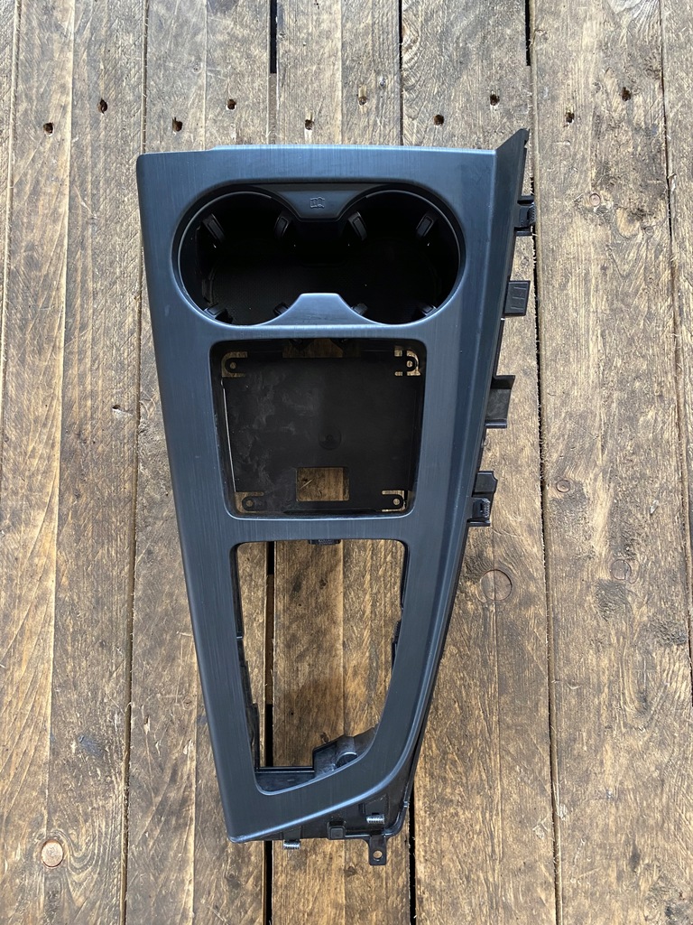 фото №1, Audi a4 b9 рамка туннель 8w1864261c