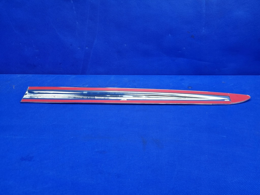 фото №7, Nissan leaf i накладка na правое задние дверь оригинал ke760-3n000